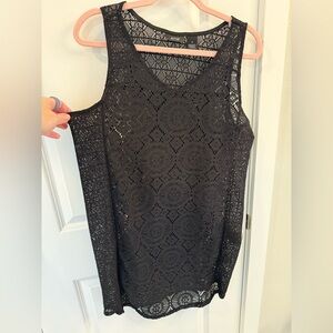 Sz Large black top - Apt 9